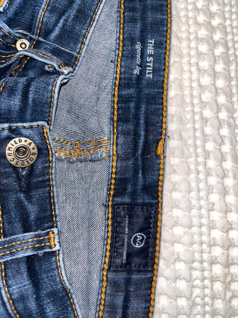 AG Jeans The Stilt Cigarette Leg Jeans | Size 26R | Dark Blue Stretch Denim